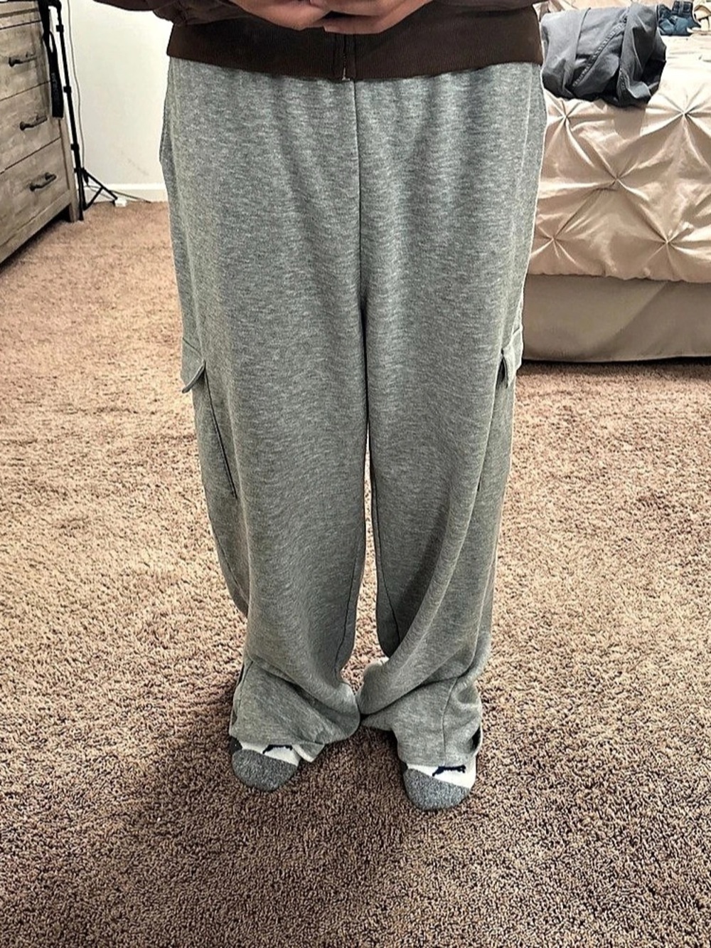Gray Cargo Jogger Pants Like New